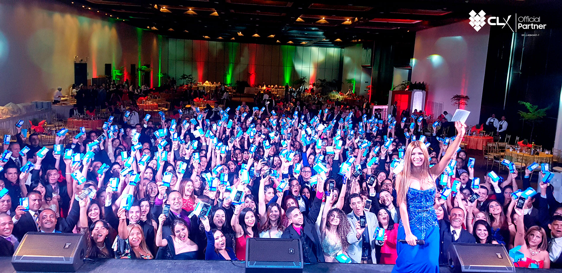 CLX Samsung entregó obsequios 